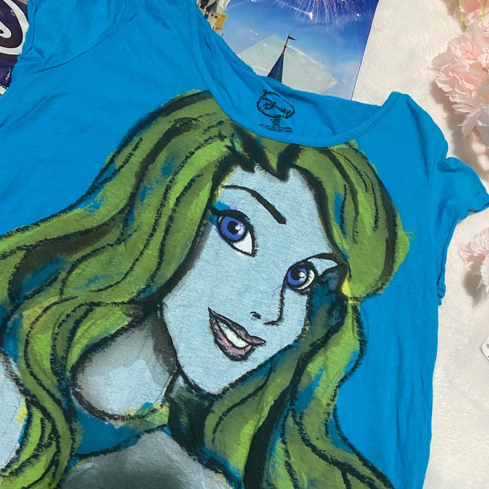 Disney Aurora woman’s top